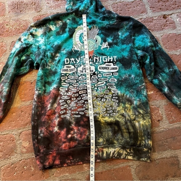 Day N Night 2017 Festival Tie Dye Hoodie size medium Lamar/Travis/Chance - Picture 16 of 16